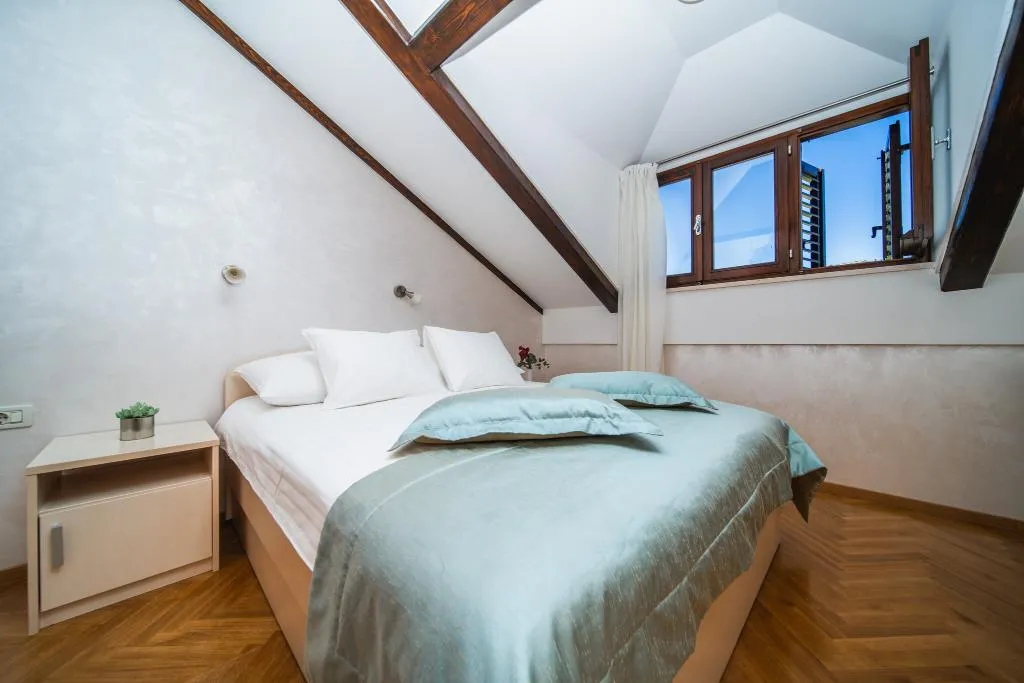 VILLA FIVE BEDROOMS Room, Villa Franica, Dubrovnik