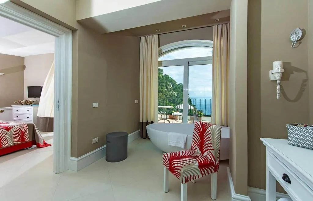 SUITE SEA VIEW Room, Della Piccola Marina, Naples