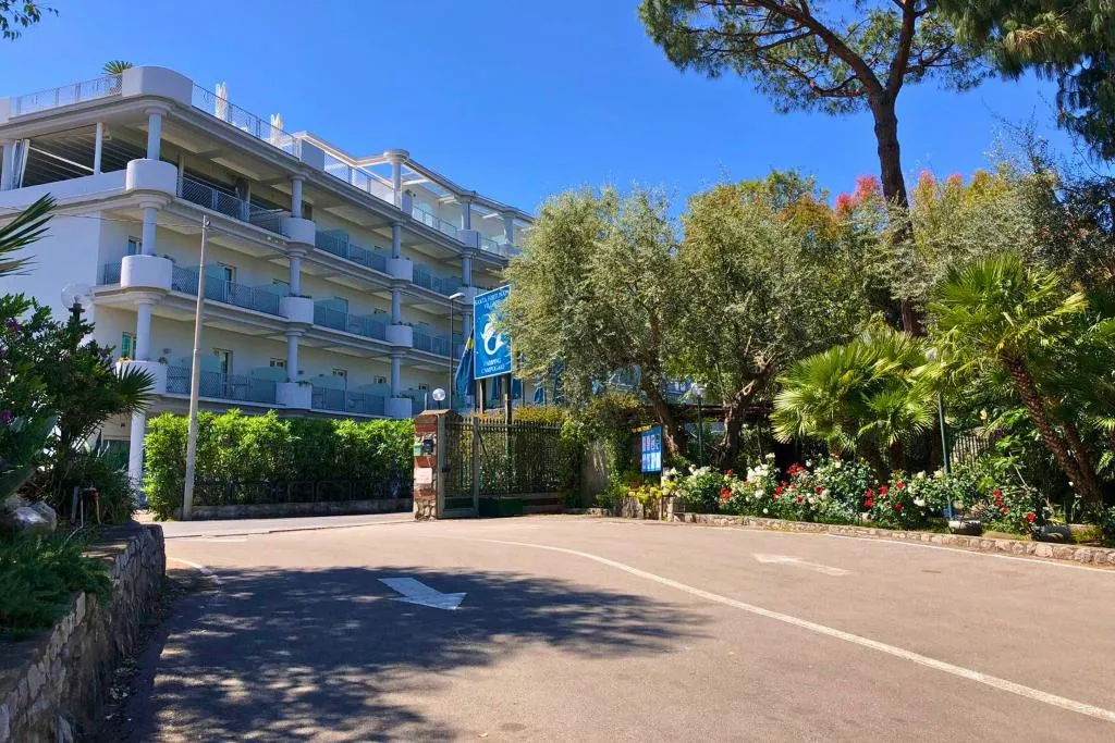 Lobby, Hostel & Glamping Santa Fortunata, Naples