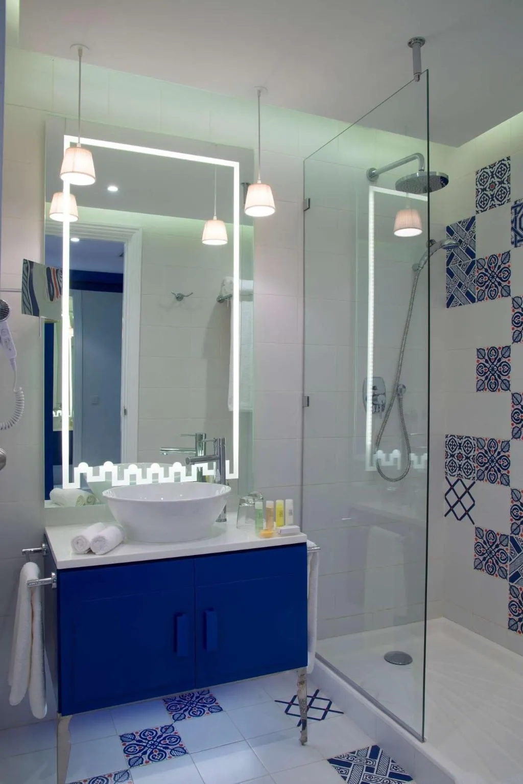 DOUBLE KING SIZE BED Room, Radisson Blu Resort & Thalasso Hammamet, Tunisia