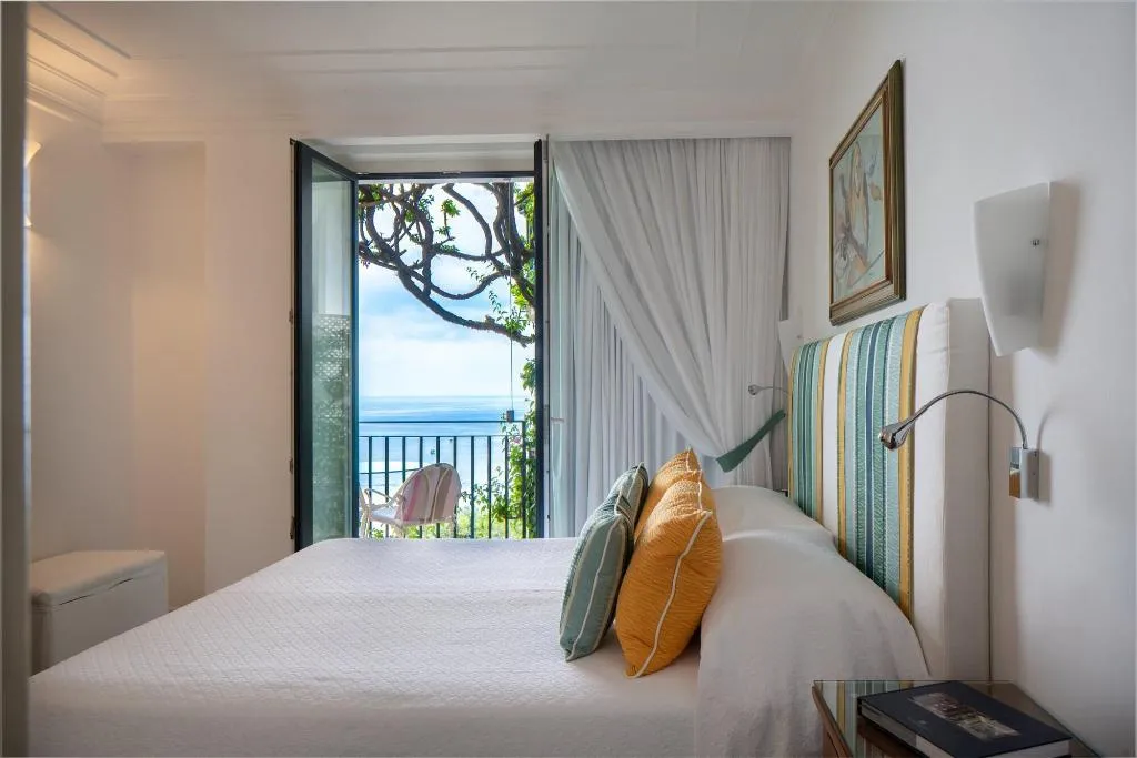 Room, Hotel Santa Caterina, Naples