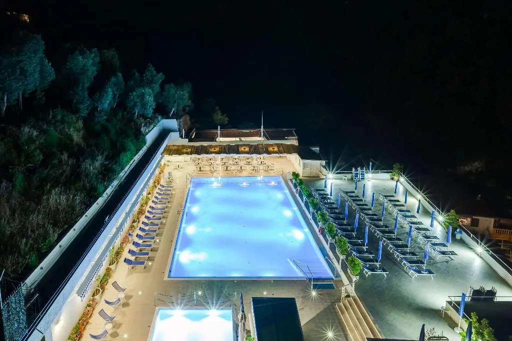 Pool, Best Western Hotel La Solara, Naples