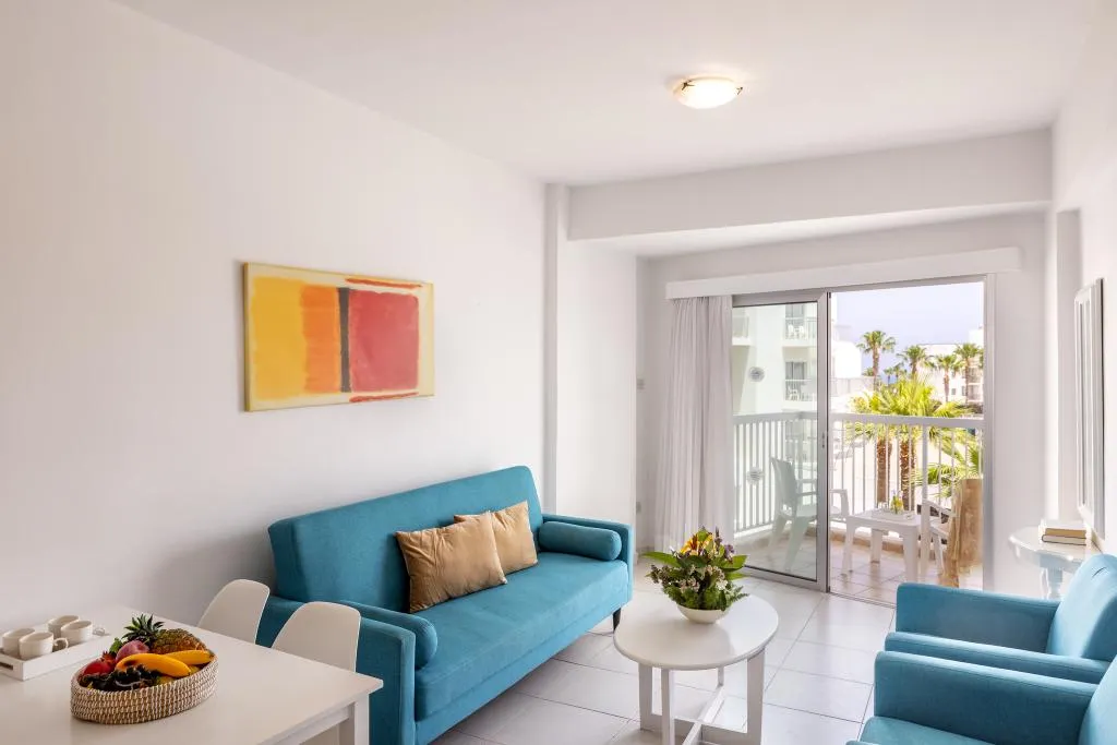 APARTMENT TWO BEDROOMS Room, Papantonia Hotel Apts, Cyprus