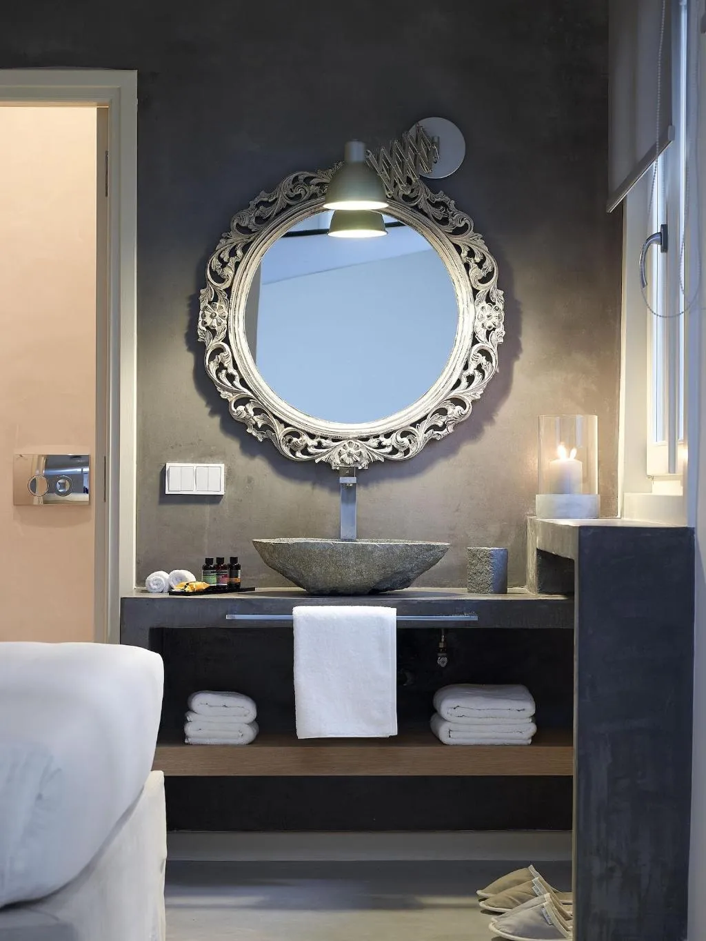 Room, Thiseio 1915, Athens