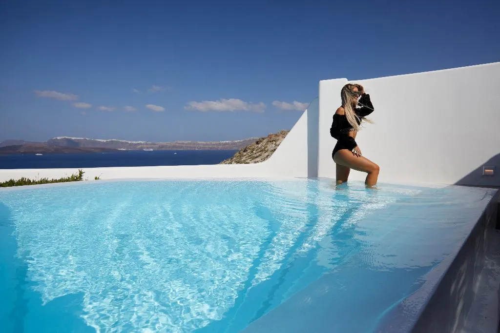 SUITE WITH PRIVATE POOL Room, Phos The Boutique Luxury Hotel & Villas, Santorini