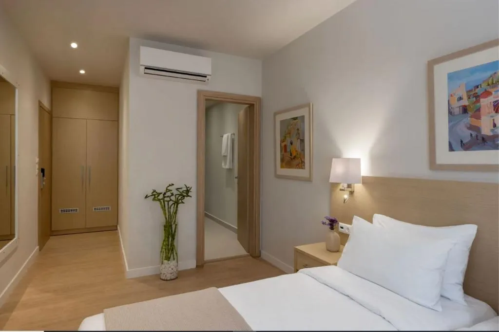 Room Accessible Room, Gallery Port Tower Piraeus, Athens