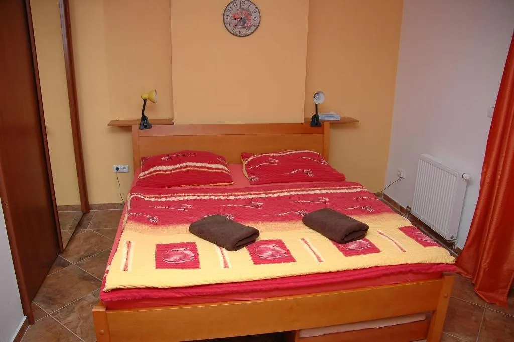 Room, Penzion V Roklích, Prague