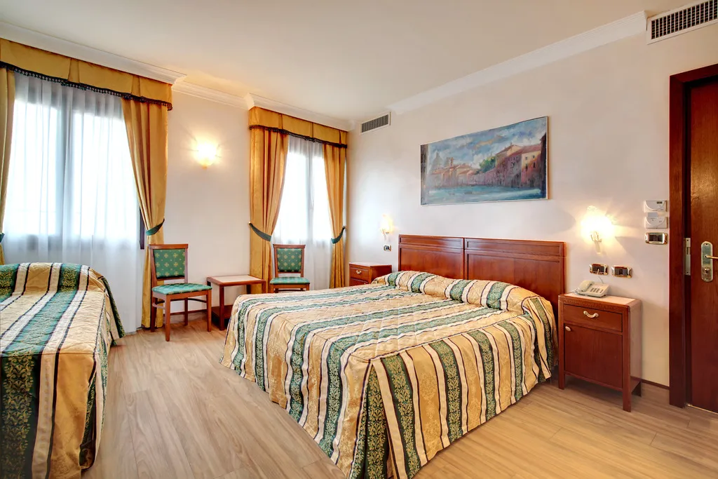 TRIPLE STANDARD Room, Hotel Panorama, Venice