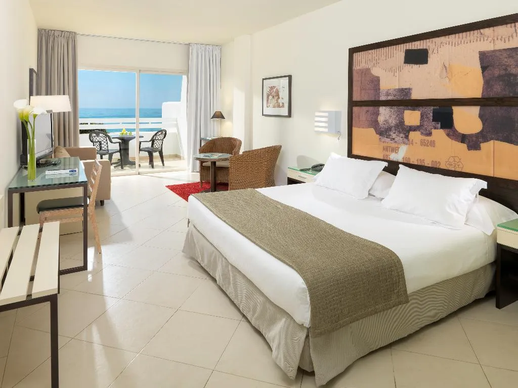 FAMILY ROOM SEA VIEW Room, H10 Estepona Palace, Costa Del Sol