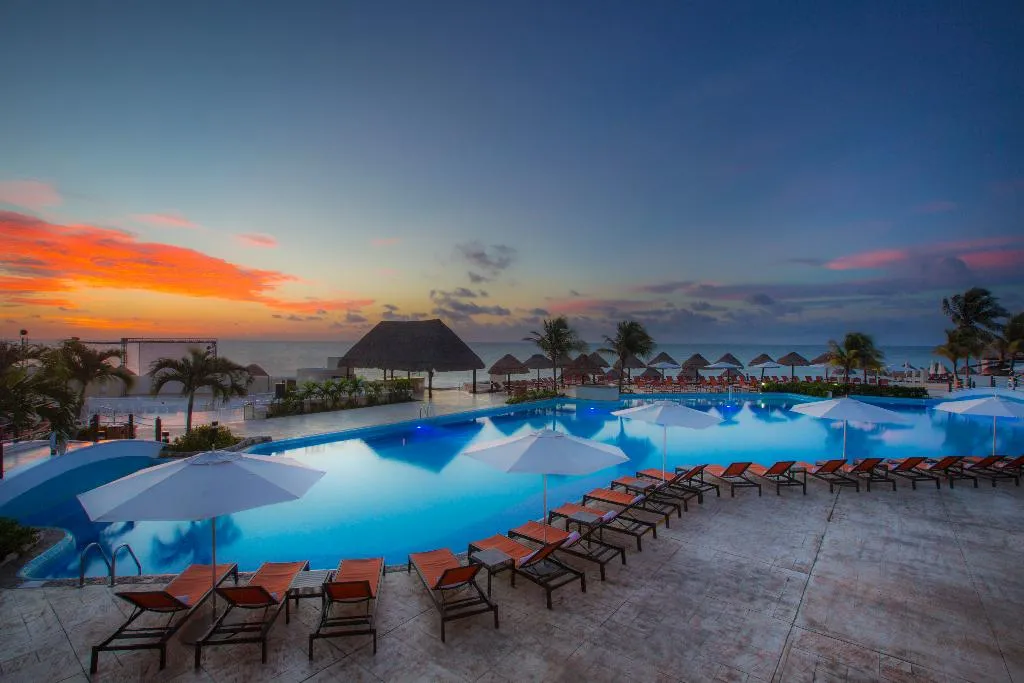 Pool, Moon Palace Cancún All Inclusive, Cancun Area