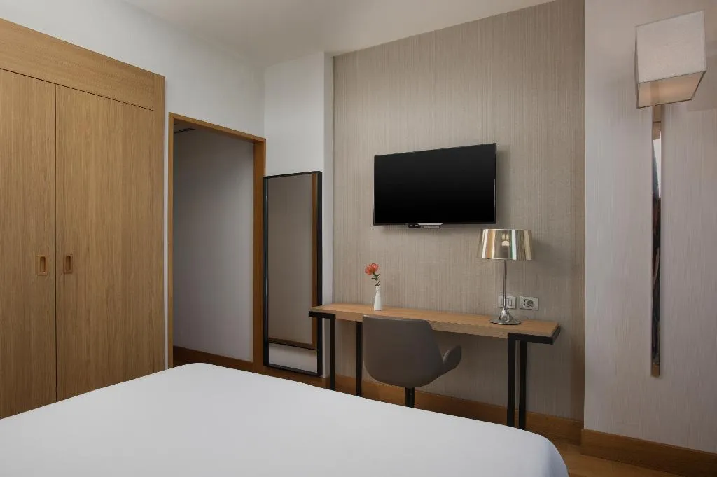 DOUBLE STANDARD Room, NH Palermo, Palermo