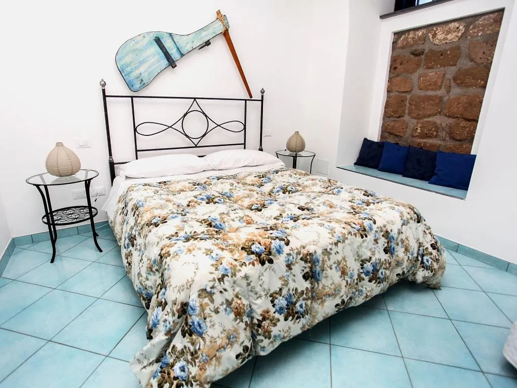 Room, B&B La Grotta Marina, Naples