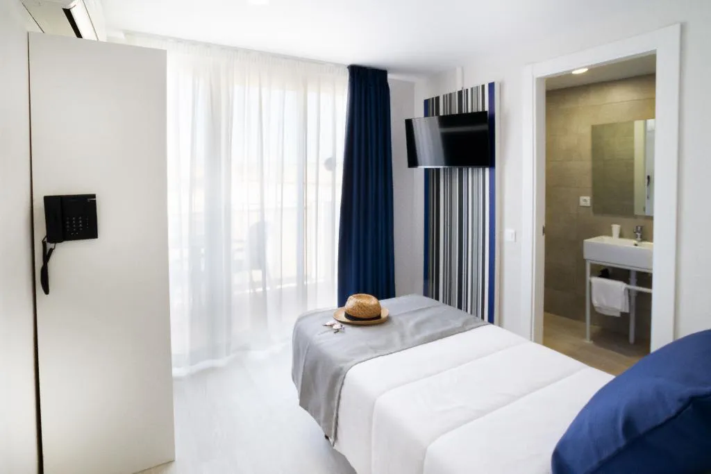 SINGLE STANDARD Room, Hotel Ibersol Sorra d'Or, Costa Brava