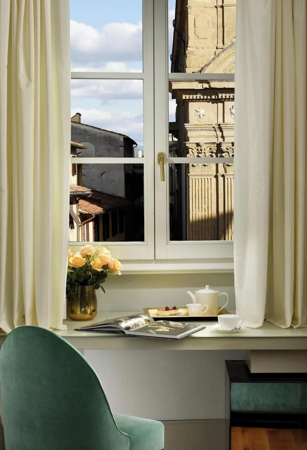 DOUBLE DELUXE WITH VIEWS Room, San Firenze Suites And Spa, Florence