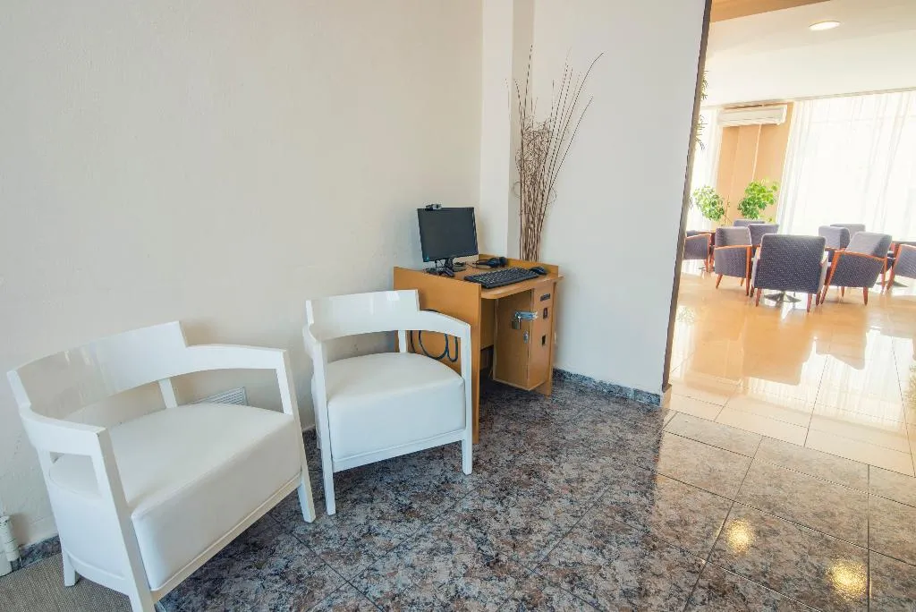 Sports and Entertainment, Azuline Hotel Mediterraneo, Ibiza
