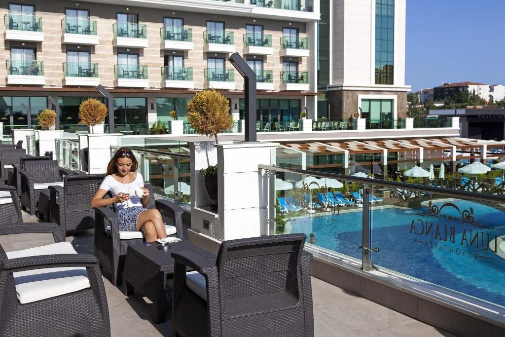 Terrace, Luna Blanca Resort, Antalya