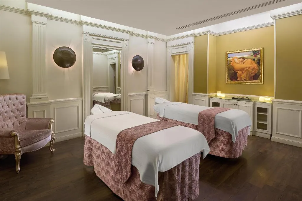 Sports and Entertainment, Kempinski Palace Cairo, Cairo