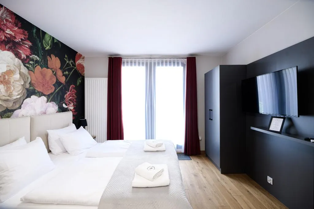 STUDIO SUPERIOR Room, Aparthotel Inspire Miodova Residence, Krakow