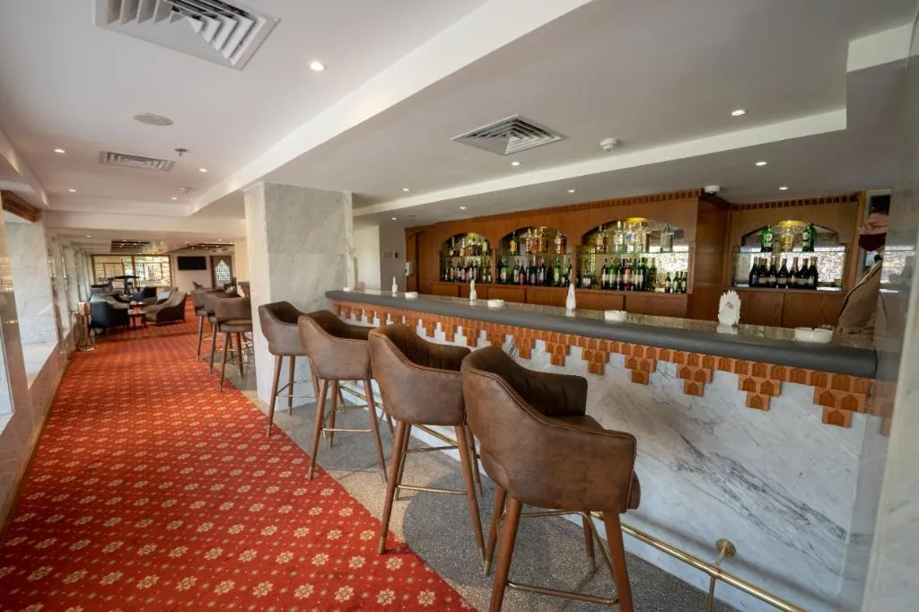 Bar, Baron Hotel Cairo, Cairo