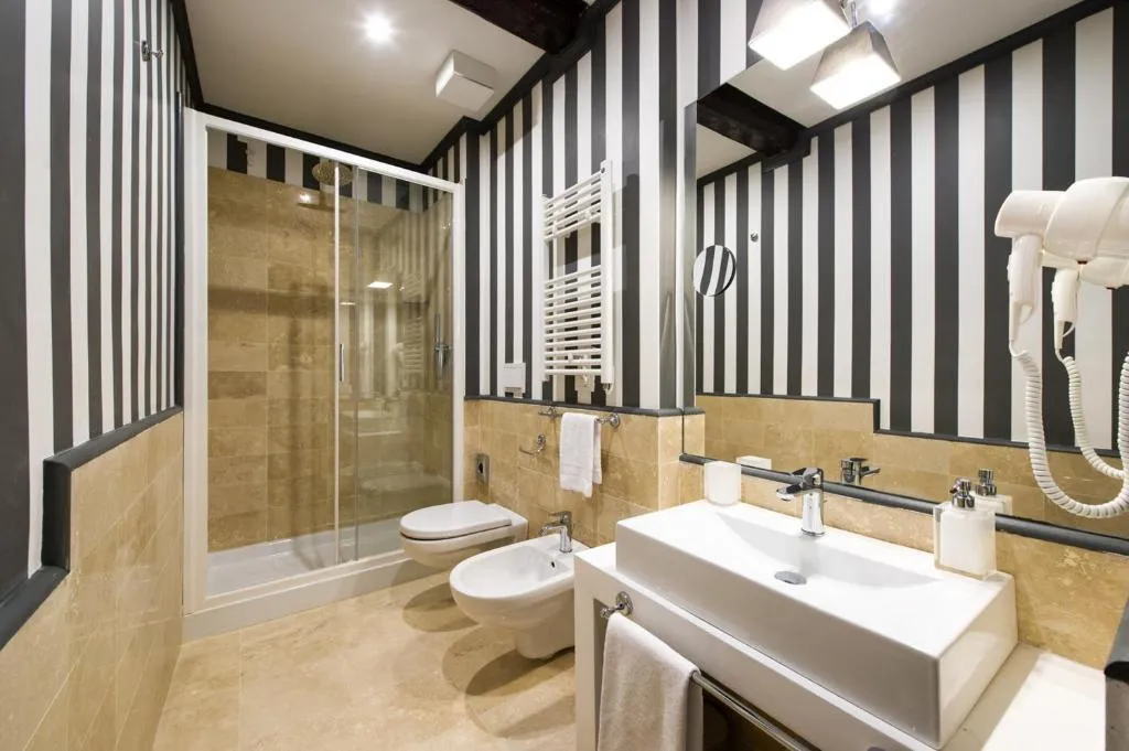 JUNIOR SUITE CAPACITY 4 Room, Relais Santa Maria Maggiore, Rome