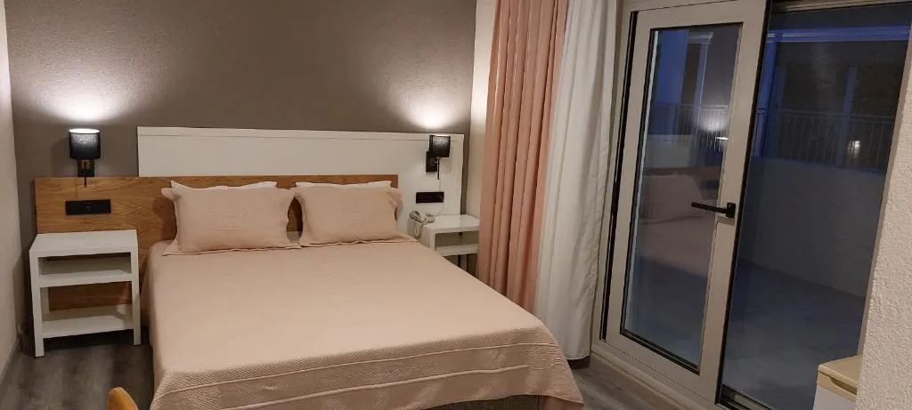 DOUBLE STANDARD Room, Hotel Doga, Izmir