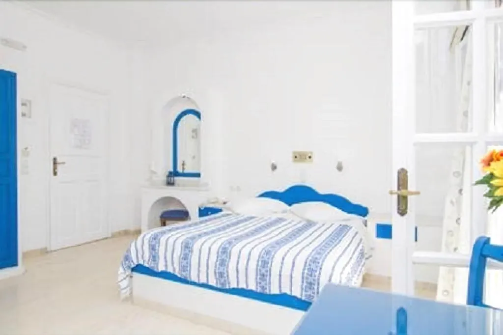 Room, Dioskouri Art Villas, Santorini