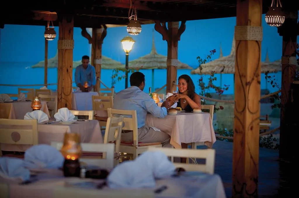 Restaurant, Amwaj Oyoun Resort & Casino, Red Sea Riviera