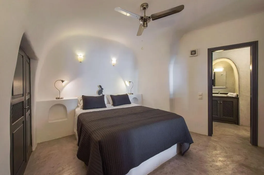 Room, Theodora Suites - Adults Only, Santorini