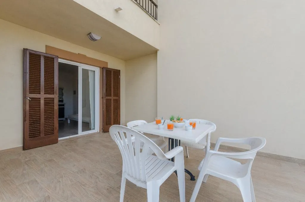 APARTMENT GARDEN VIEW Room, Alcudia Apartments, Majorca