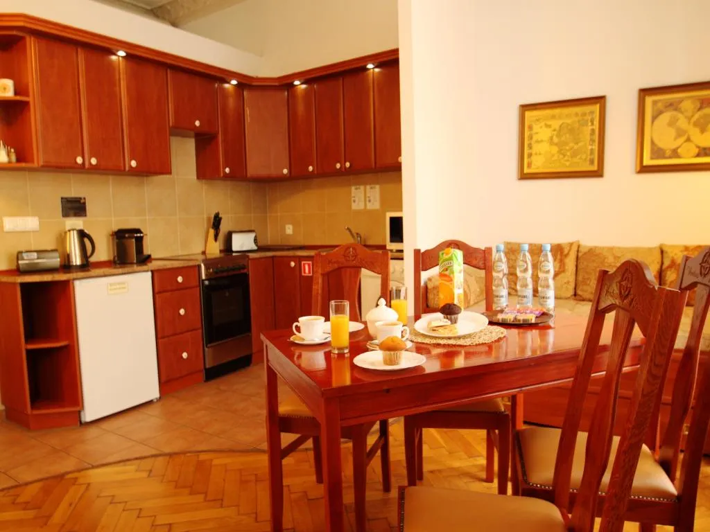 STUDIO SUPERIOR WITH BALCONY Room, Ventus Rosa Self Service Apartments, Krakow