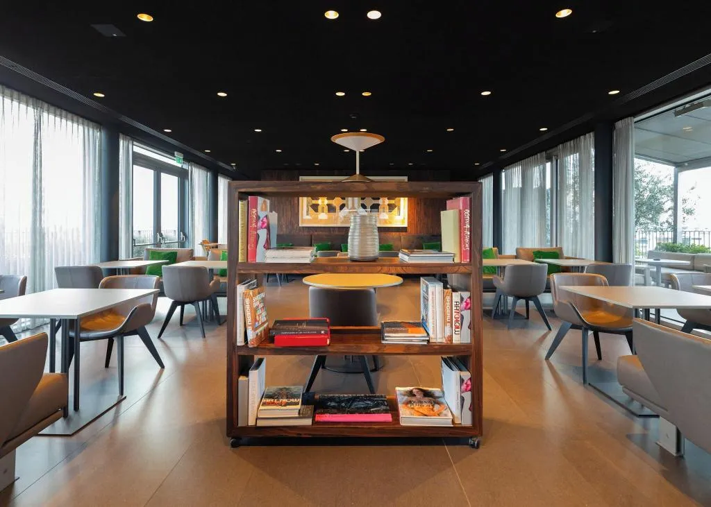 Terrace, Hotel Viu Milan, Milan