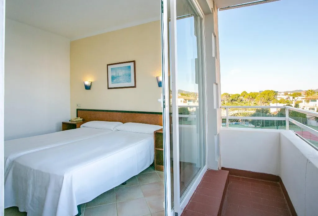 Double or Twin WITH BALCONY Room, JS Cape Colom - Adults Only, Majorca
