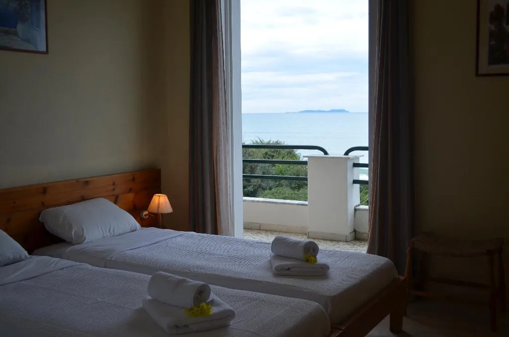 APARTMENT SEA VIEW Room, Akti Anastasia, Corfu