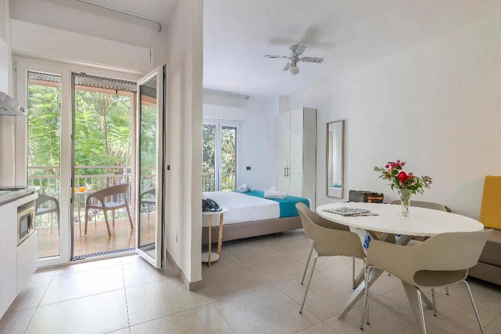 STUDIO STANDARD Room, Residence Villa Giardini, Taormina