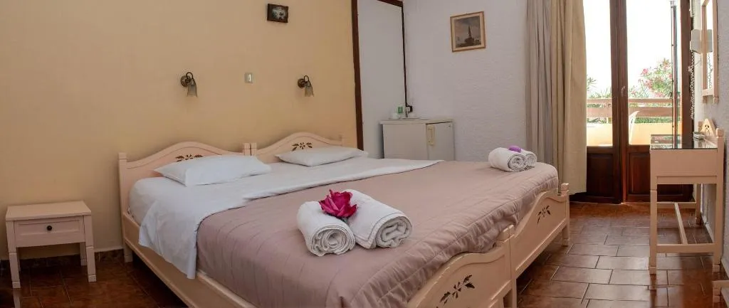 Room, Alkion, Crete