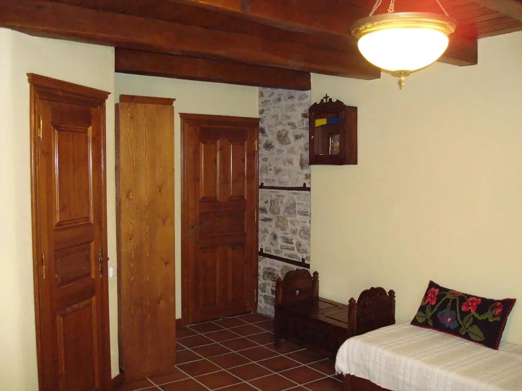 Room, Viraggas, Halkidiki