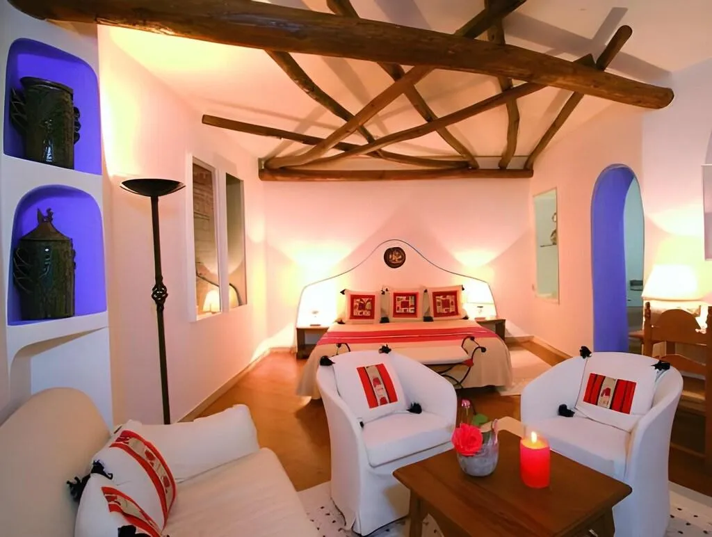 JUNIOR SUITE STANDARD Room, Su Gologone, Olbia