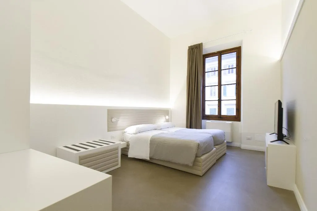 APARTMENT DELUXE TWO BEDROOM Room, Palazzo dei Ciompi, Florence