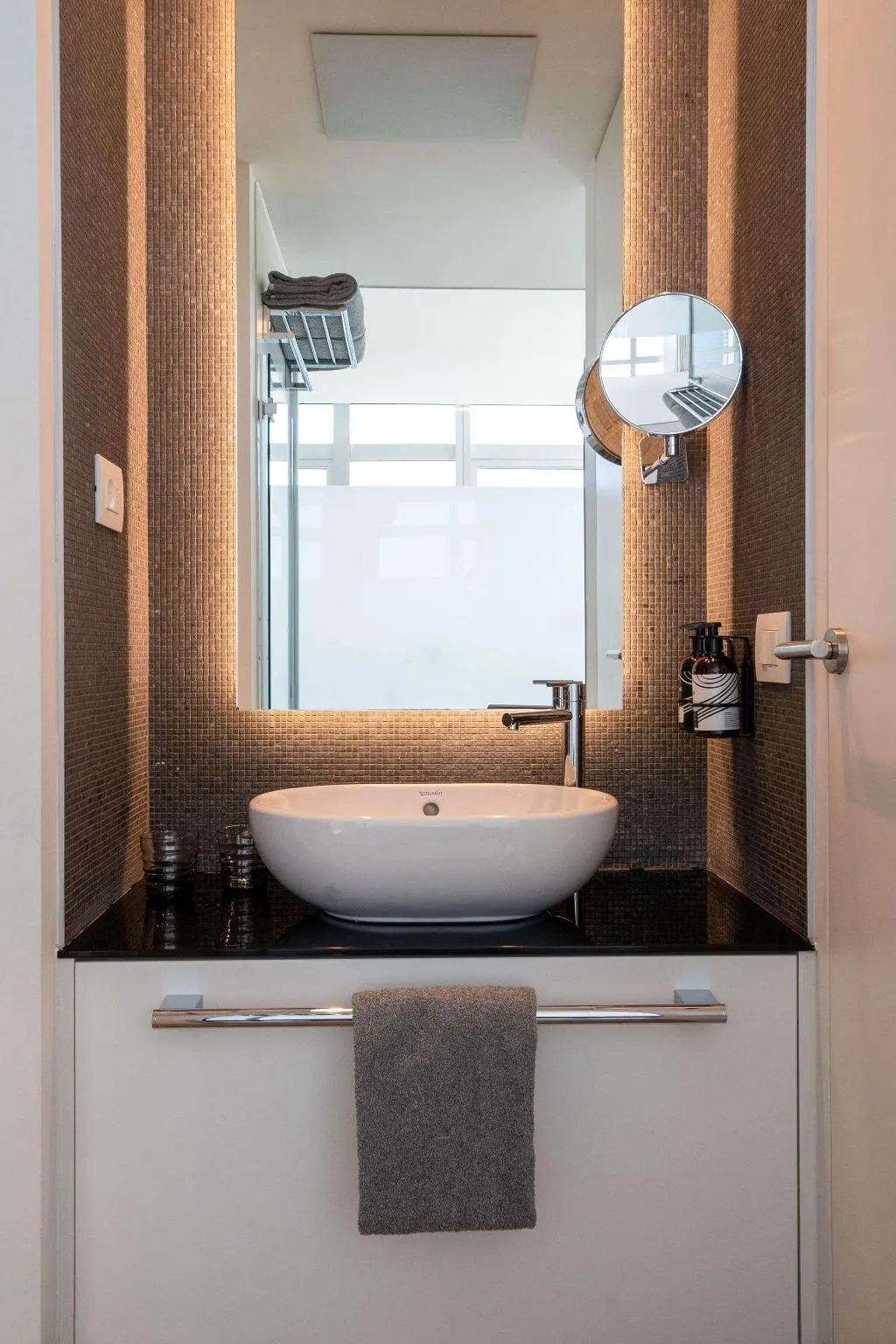STUDIO CITY VIEW Room, Innside Milano Torre Galfa, Milan
