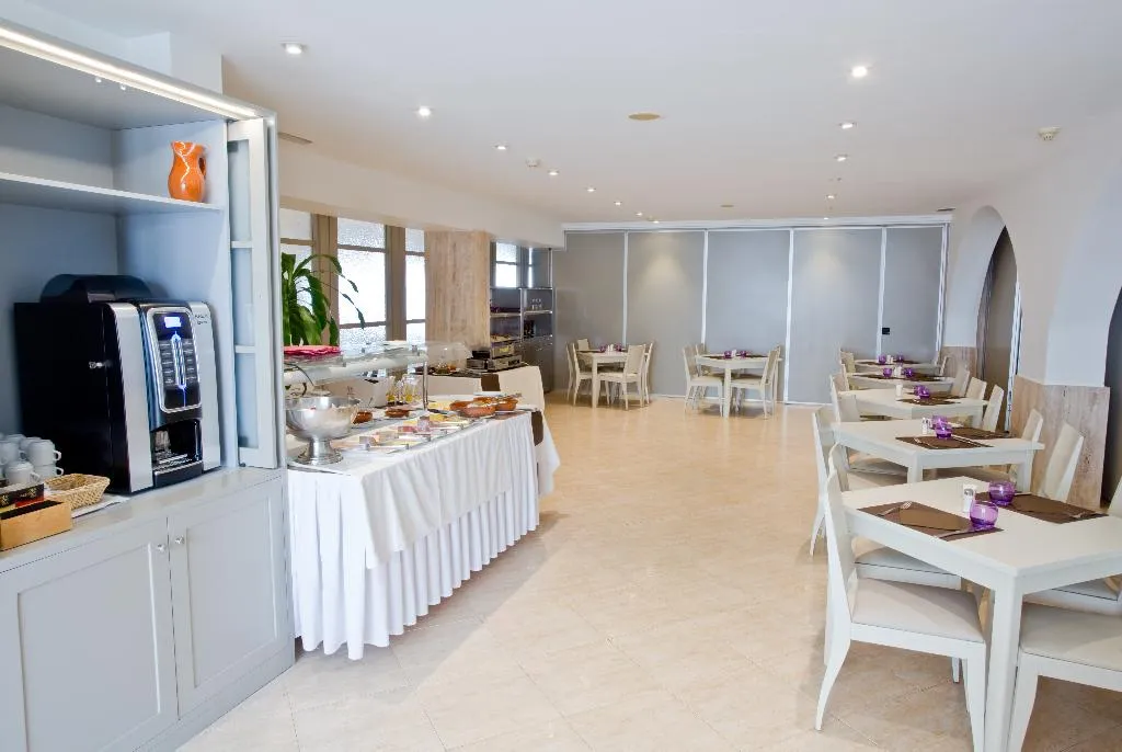Restaurant, Hotel Jeni & Restaurante, Menorca