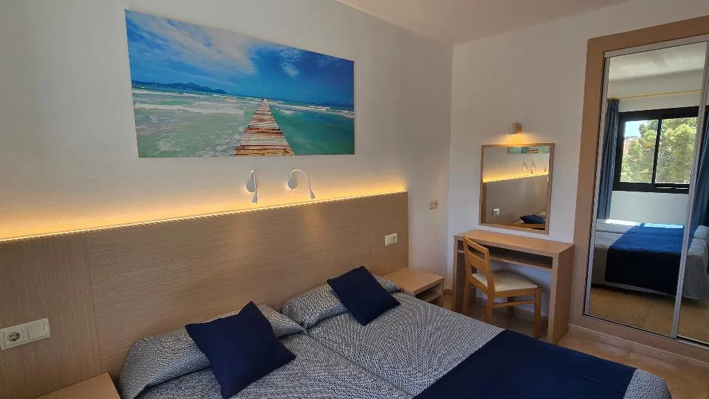 APARTMENT TWO BEDROOMS Room, Marina Palmanova Apartamentos, Majorca