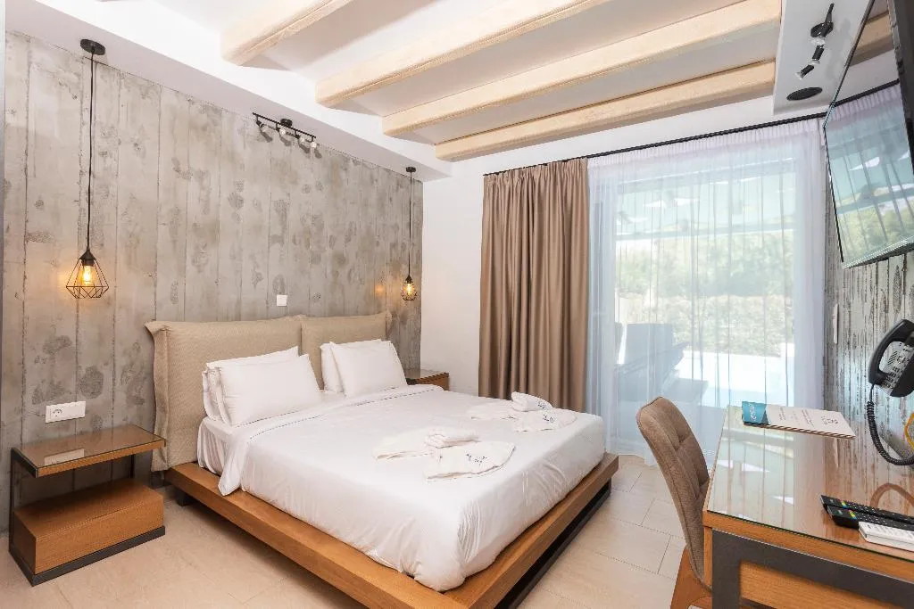 Room, Royal Hotel and Suites, Halkidiki