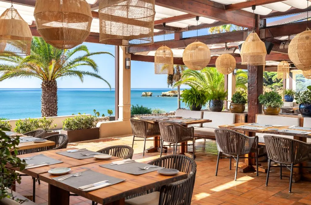 Restaurant, Grande Real Santa Eulalia Resort & Hotel Spa, Algarve