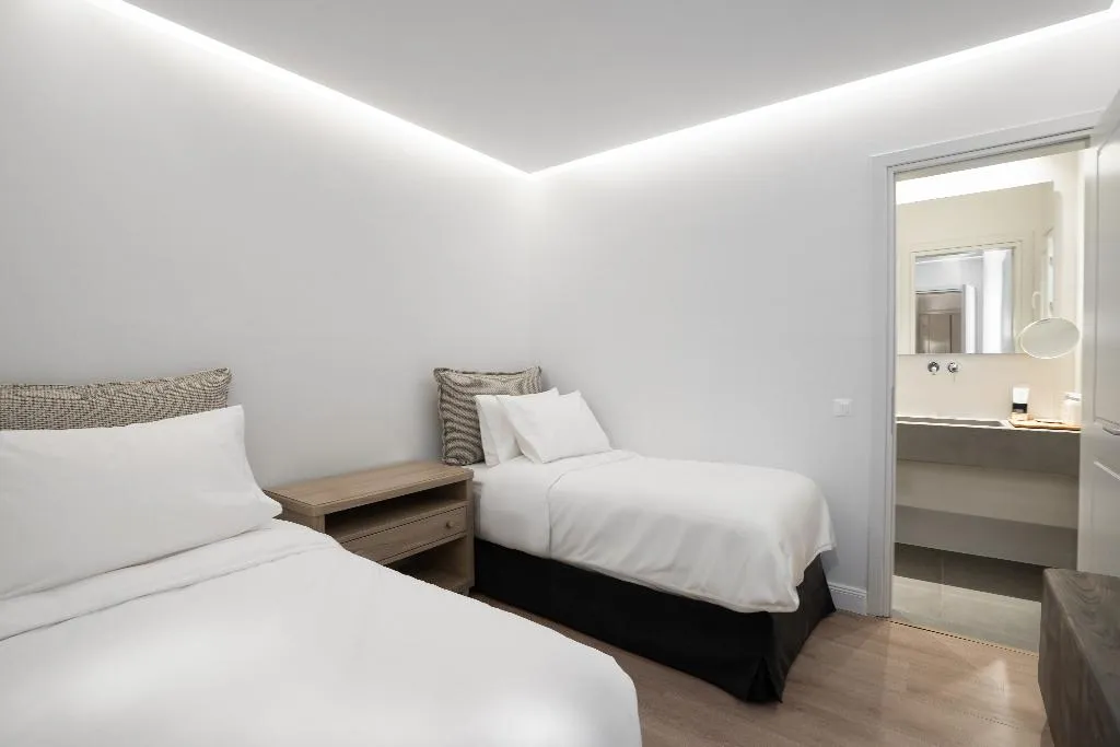 SUITE CLASSIC TWO DOUBLE BEDS Room, NERO Boutique Hotel, Santorini