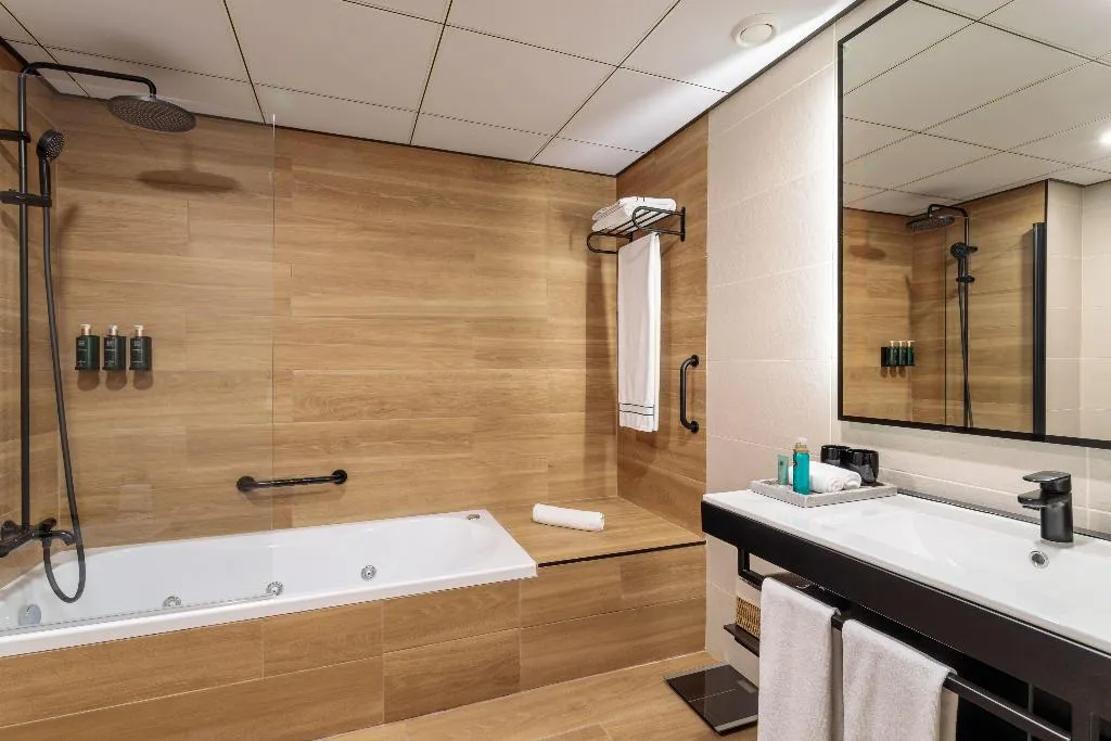 JUNIOR SUITE PREMIUM SEA VIEW Room, Melia Alicante, Costa Blanca