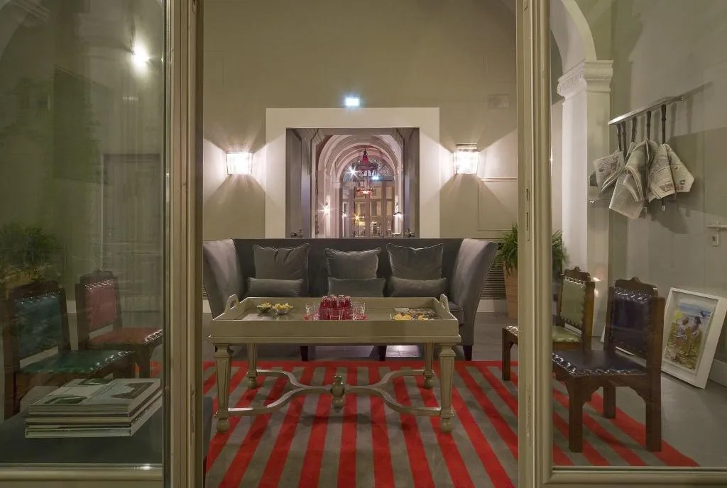 Lobby, Rosso23, Florence