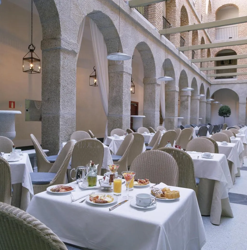 Restaurant, Parador de la Granja, Madrid
