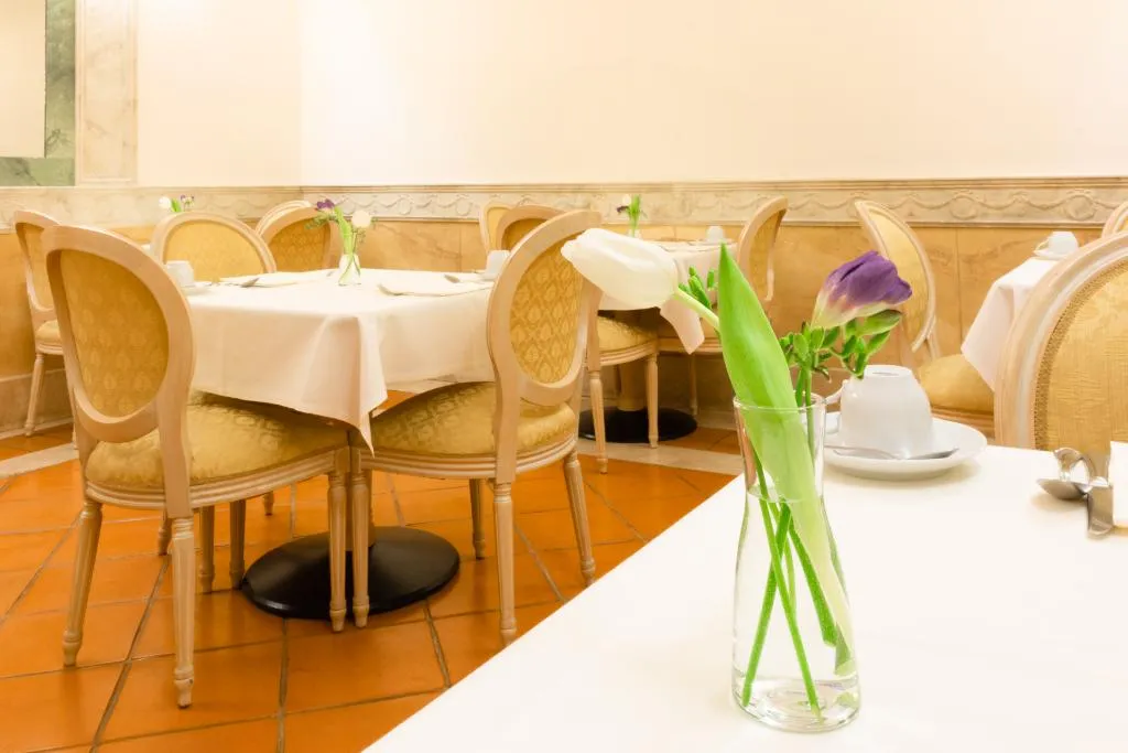 Restaurant, Hosianum Palace, Rome