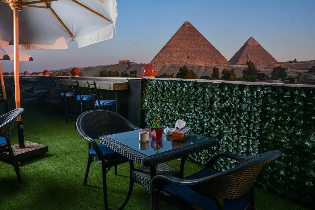 Restaurant, Turquoise Pyramids Hotel, Cairo