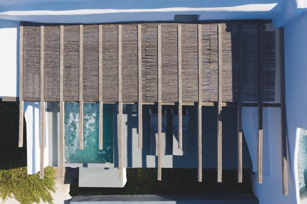 SUITE WITH PRIVATE POOL Room, Remezzo Villas, Santorini